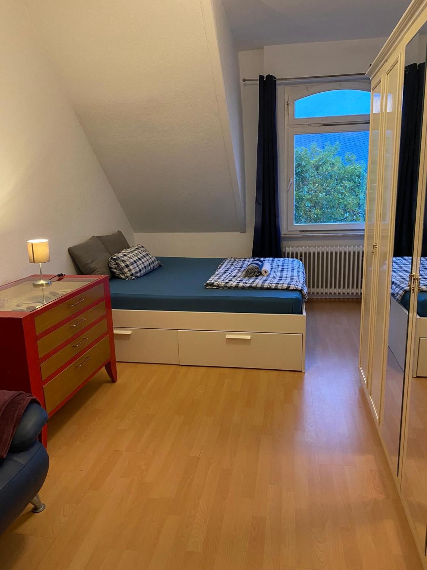 Nice Private Room In Shared Apartment - 2Er Wg Wiesbaden Bagian luar foto